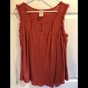 Women’s summer top